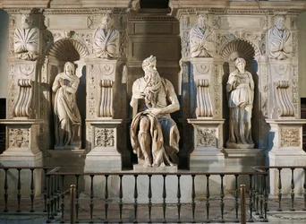 Italia, Roma, Basilica of St. Peter, Rachel, Moses og Leah, detalj fra graven til Julius II, ca. 1515, av Michelangelo (1475-1564)