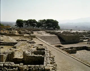 Utsikt over ruinene av Phaistos, 2700-1200 f.Kr