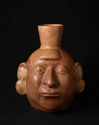 Portrettkar, tidlig mellomperiode, ca. 200–700 (keramikk)