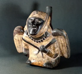Pre-colombiansk kunst, Mochica-kultur (Moche): vase av antropomorf form som representerer en mannsvinge. 100 f.Kr.-800 e.Kr. Lima, Nasjonalmuseet for antropologi og arkeologi, Peru