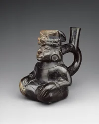 Sittende figurflaske, 2.–5. århundre (keramikk)