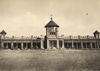 Bygge et imperium i den fascistiske tidsalderen: en abyssinisk kirke i Asmara, 09.05.1936 (s/hvitt-bilde)