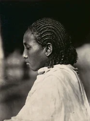 Bygge et imperium i den fascistiske tidsalderen: en abyssinisk kvinne, 09.05.1936 (s/hvitt-bilde)