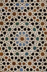 Bou Inania Madrasa, zelij fliser (keramikk)