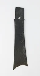 Gaffelmeisel (zhang), Qijia-kultur, ca. 2500-2000 f.Kr. (jade (nefritt))