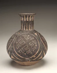 Urn, Gansu-provinsen, ca. 2000 f.Kr. (keramikk)