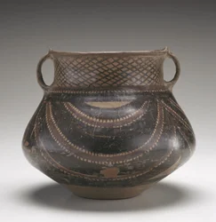 Urn, Gansu-provinsen, ca. 2000 f.Kr. (keramikk)