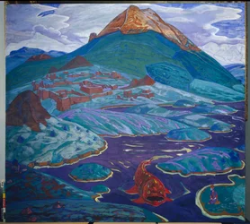 Fantastisk landskap. Et chudo yudo (rødt vannmonster) svømmer i buktningene av en fjellbekk, mot en mann som kneler i meditasjon på bredden, foran ruinene av en befestet by. Verk av Nicholas (Nicolas) Roerich (1874-19