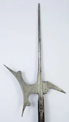 Hellebard (stål og tre)