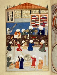 Vitenskap og islam: beskrivelse av det astronomiske observatoriet til den arabiske vitenskapsmannen Taqi al-Din (Taqi al Din eller Takiyuddin) (1526-1585), bygget under Murad III i Istanbul i 1577, astronomer arbeider med instrumenter. Manuskriptminiatyr