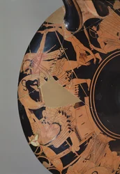 Detail of an attic red-figure cup depicting Neoptolemus trying to kill Priam with the corpse of Astyanax, c.490 BC (pottery) (see 92562 for interior)