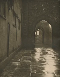 Buegang til Abbots Court i Westminster Abbey, c1935.