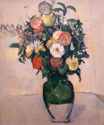 Blomster i en grønn vase