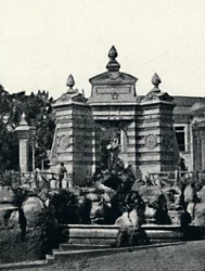 Fontene i palasshagen, 1895