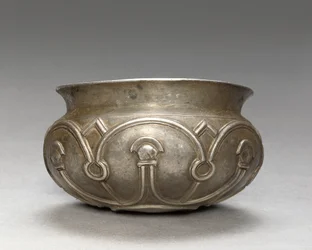 Pre-Achaemenid skål, ca. 6. århundre f.Kr. (sølv)