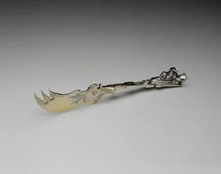Ostekniv, ca. 1865-1870 (sølv og forgylt sølv)