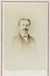 Portrett av Guy de Maupassant, ca. 1880.