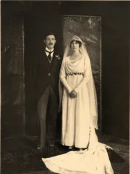 Lady Dorothy Cavendish og Harold Macmillan på bryllupsdagen