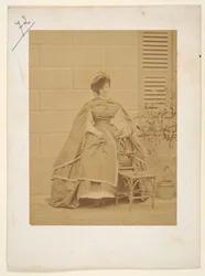 Das Taffetkleid