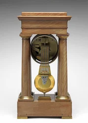 Desimalklokke, ca. 1798-1805 (furu, messing og emalje)