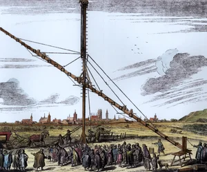 Det store astronomiske teleskopet til Johannes Hevelius (1611-1687) illustrasjon fra Machina Coelestis av Hevelius, Gdansk, utgitt 1670 (senere fargelegging)