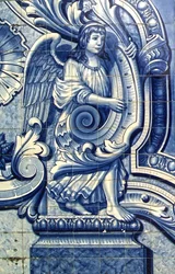 Dekorativt panel som viser en engel, Lamego, Portugal. 1738 (keramiske fliser)