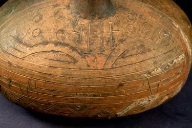 Karinert vase / Paracas-kultur (terrakotta)