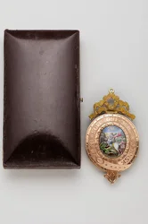 Strømpebåndets orden - den lille George - Baksiden av anhenget, med en miniatyr på emalje av Saint George som kjemper mot dragen (1800-1850)