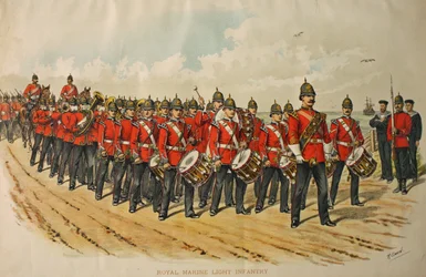 Royal Marine Light Infantry Band ledet en kolonne av marsjerende menn, 1895