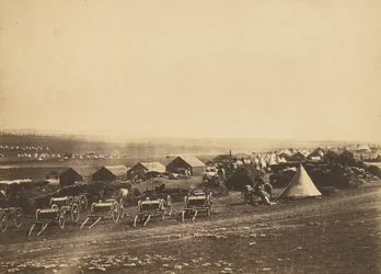 Artillerivogner, Balaklava i det fjerne.