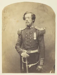 Kaptein Verschoyle, Grenadier Guards, en tidlig fotograf, fotografert på Krim