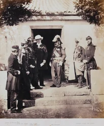 Gruppe ved hovedkvarteret, fra et album med 52 fotografier assosiert med Krim-krigen, 1855