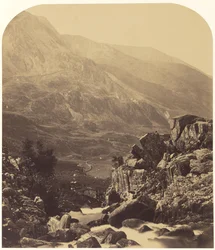 Utsikt fra Ogwen-fallene inn i Nan Francon