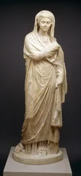 Figur av en kvinne, 2. århundre e.Kr. (marmor)