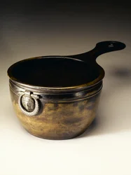 Steke med hermetisert innside, fra Dowalton Loch Crannog, Wigtownshire (bronse og tinn)