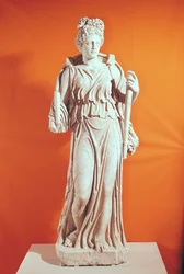 Statue av Hekate