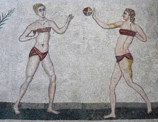 Unge kvinner i bikini, Villa Romana del Casale, Sicilia, 315–350 e.Kr. (mosaikk)