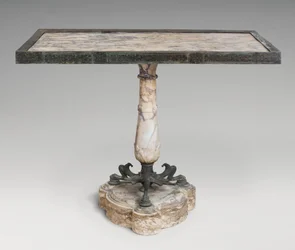 Marmor- og bronsebord