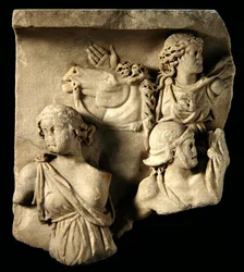 Et fragment av høyrelieffskulptur
