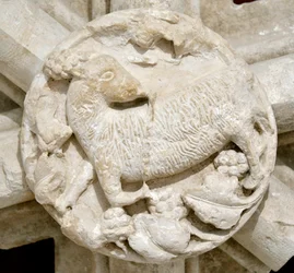 Et lam, detalj av hvelvet til Saint Laurent-kapellet (Saint-Laurent), forsvant i flere år og opprinnelig plassert over cistercienserklosteret Fontenay (Abbey of Fontenay, Burgund, Frankrike: detalj av en sluttstein som representerer et lam)