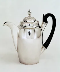 Sjokoladegryte, Leningrad, 1804 (sølv)