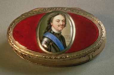 Snusboks med portrettminiatyr av Peter den store, 1727 (gull)
