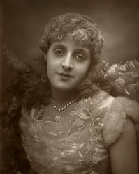 Phyllis Broughton , britisk skuespillerinne, 1884