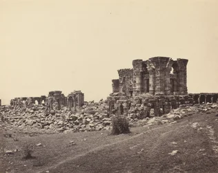 Ruinene av Martand fra sørøst, ca. 1870.
