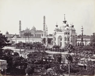 Zinat Algiyas grav i Husainabad Imambara-komplekset