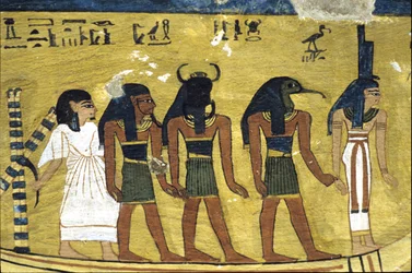 Det gamle Egypt, veggmaleri Inherkhau-graven, Theben, adelens grav, 20. dynasti, Inherkhau i solbarken med Isis, Thoth og Khephri (bilde)