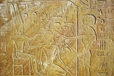Det gamle Egypt, veggmaling/-utskjæring, Sakhmet tar for seg Amon Ra og Hatshepsut, Karnak-tempelet, Luxor