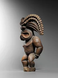 Hawaiisk figur, kona-stil, som representerer krigsguden, ku ka ’ili moku, ca. 1780-1820 (tre)