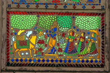 Radha Krishna med Sakhi på farget glass