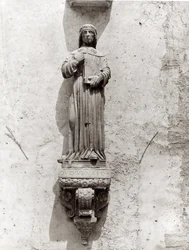 Statue av Ovid (43BC-AD17)